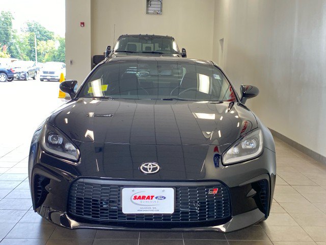Used 2026 Toyota GR86 Premium RWD image 3