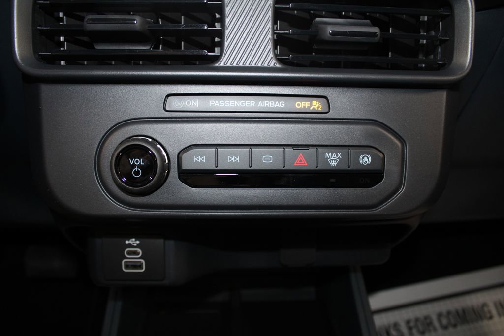 New 2025 Ford Maverick XL w/ Equipment Group 101A image 48