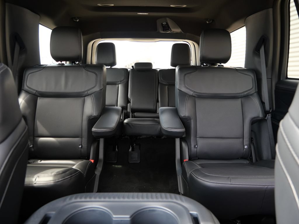 New 2026 Ford Expedition Platinum w/ Stealth Appearance Package AWD/4WD image 19