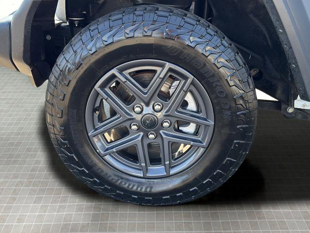 Certified 2024 Jeep Wrangler Sport S image 43