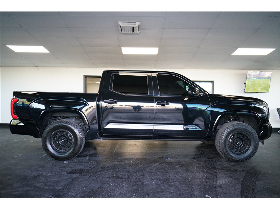 Used 2023 Toyota Tundra Platinum w/ Advanced Package AWD/4WD image 8