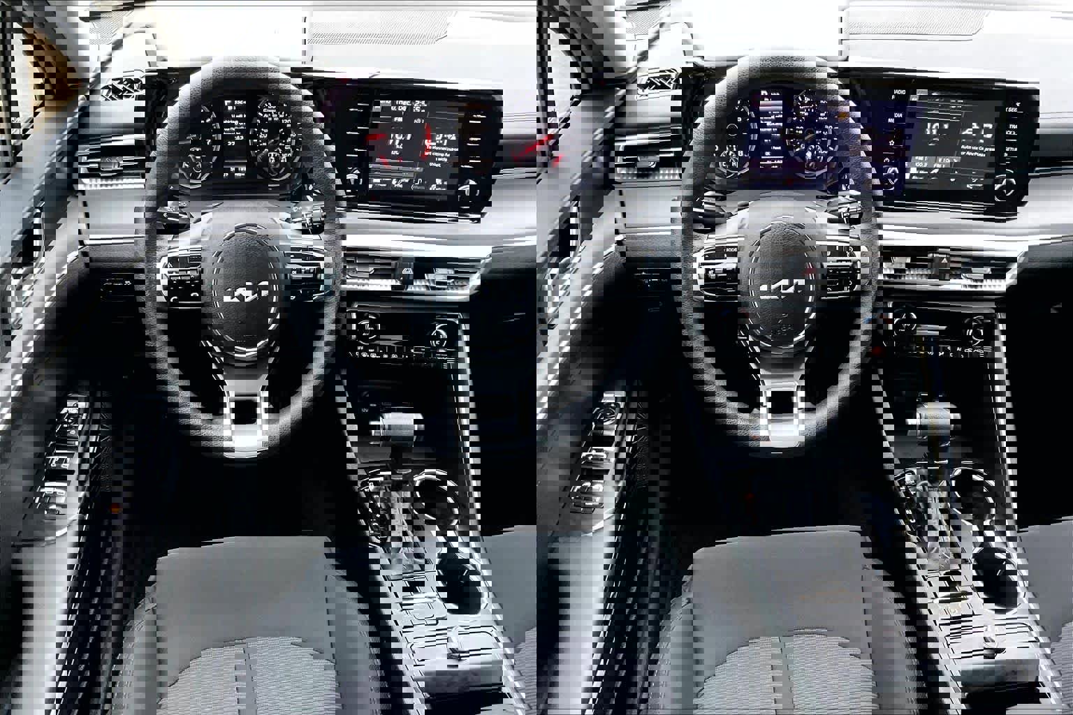 Used 2023 Kia K5 LXS image 5