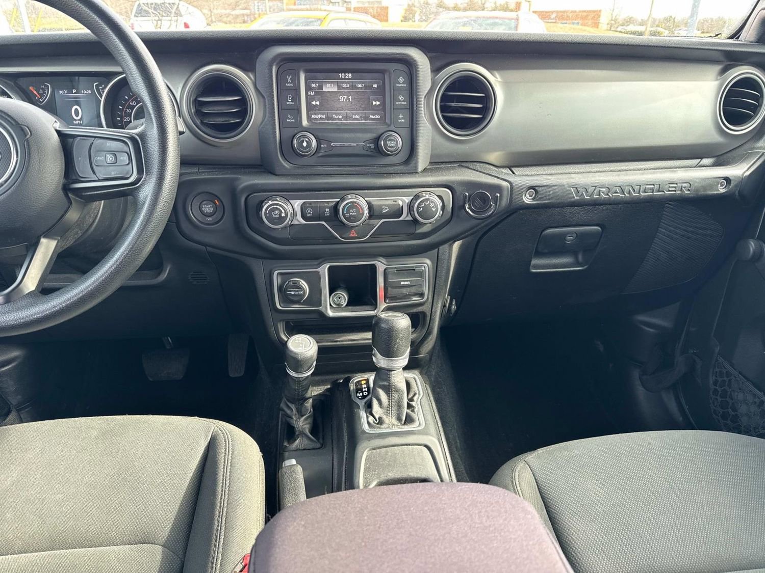 Used 2018 Jeep Wrangler Unlimited Sport image 18