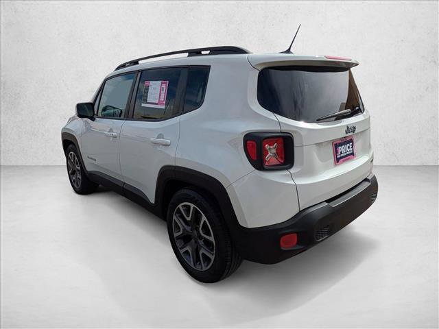 Used 2015 Jeep Renegade Latitude w/ Cold Weather Group image 7