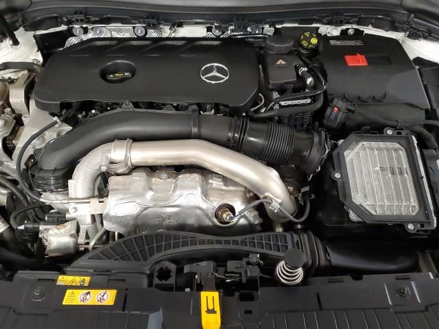 Used 2025 Mercedes-Benz GLA 250 4MATIC image 27