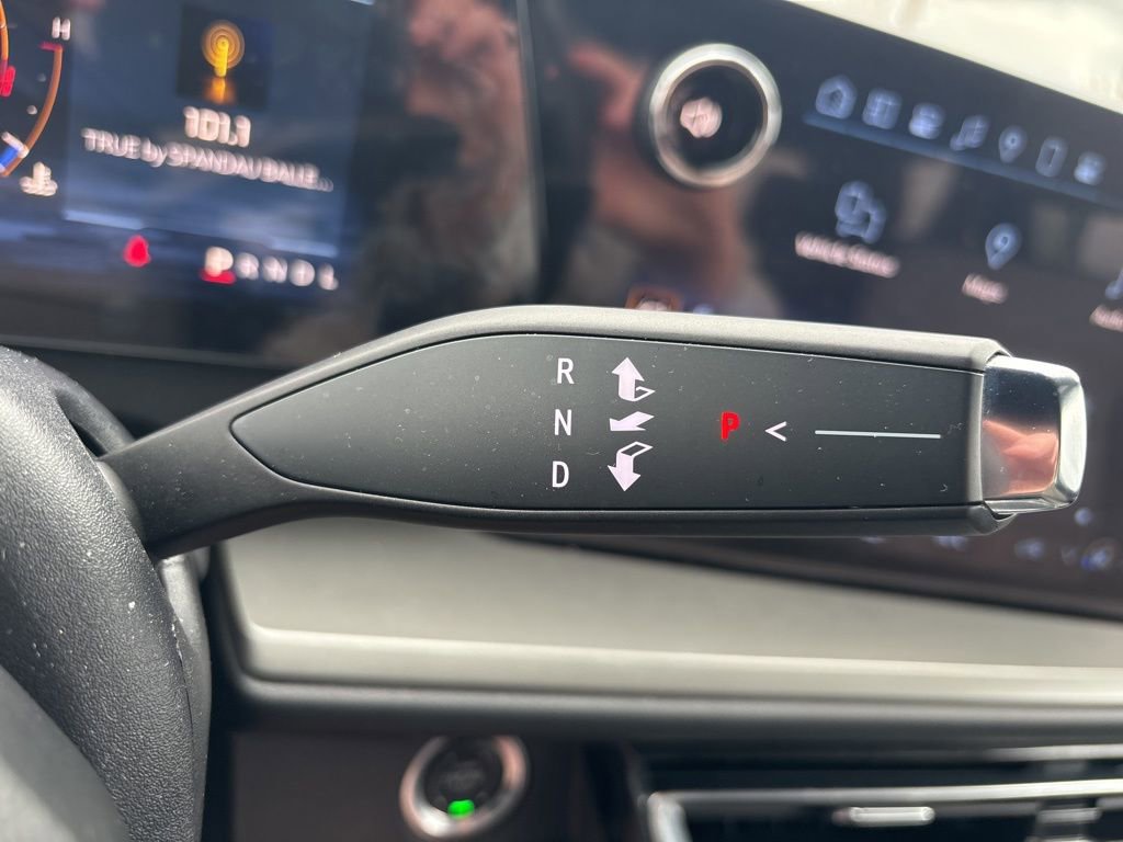 Used 2024 Chevrolet Traverse LT w/ Trailering Package image 22