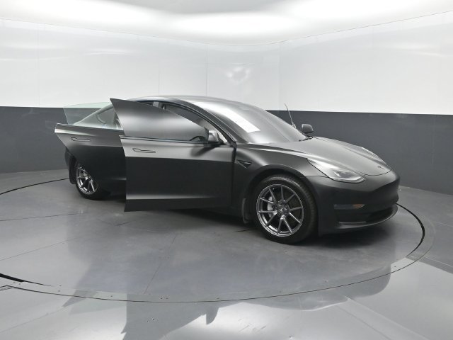 Used 2022 Tesla Model 3 Long Range AWD/4WD image 26