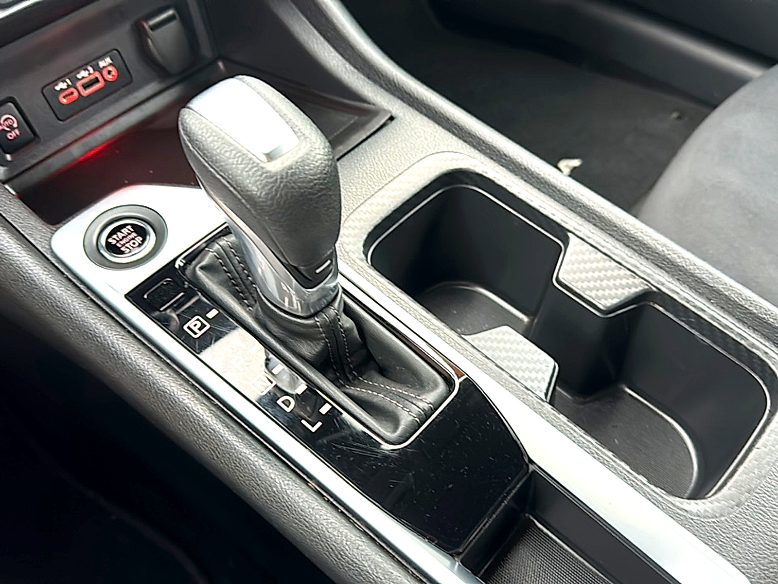 Used 2024 Nissan Sentra SV FWD image 34