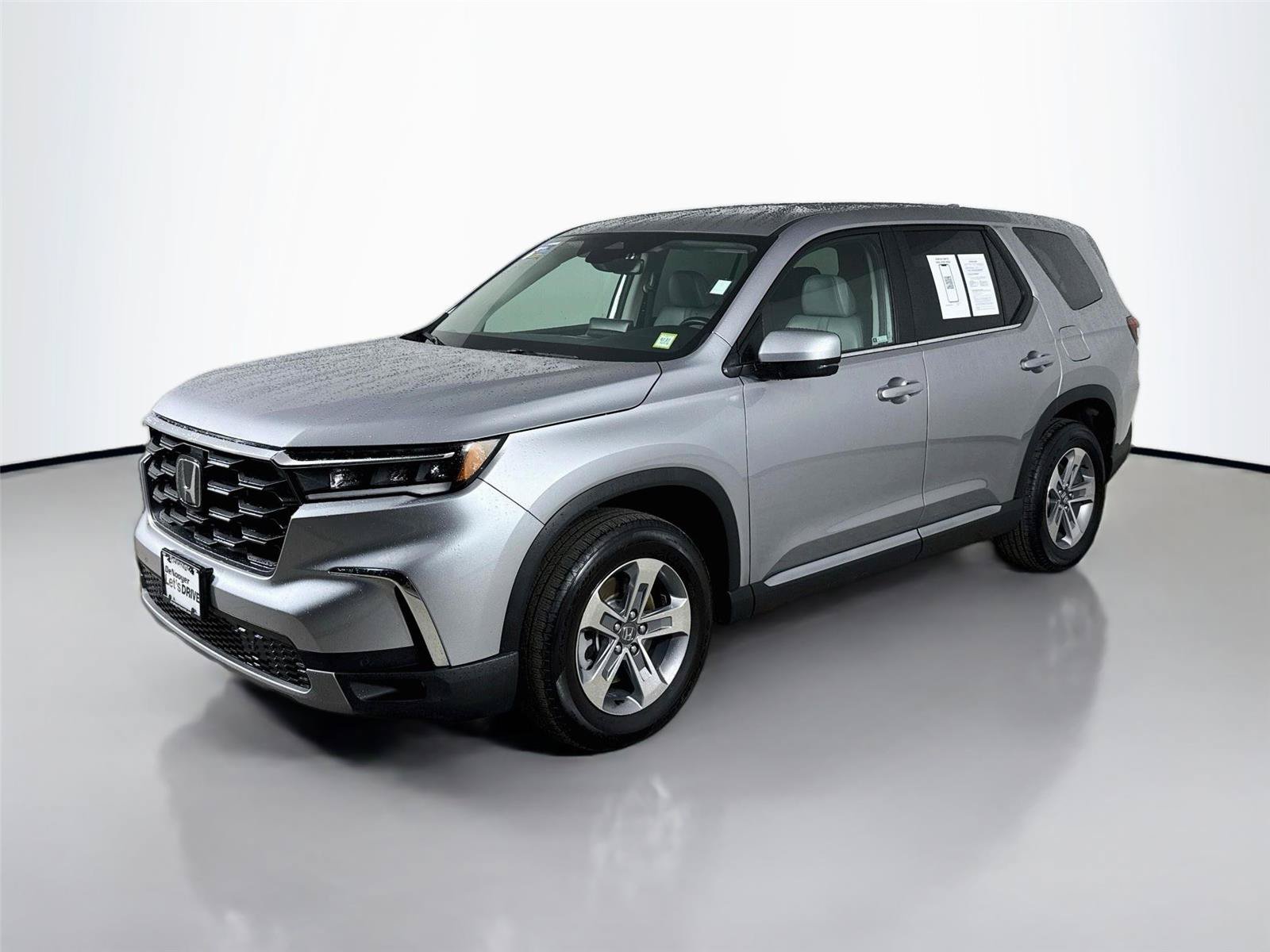 Used 2025 Honda Pilot EX-L image 5