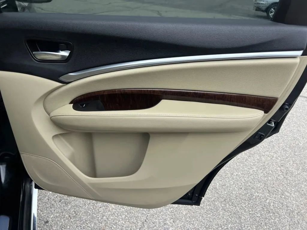 Used 2017 Acura MDX SH-AWD w/ Technology Package image 20