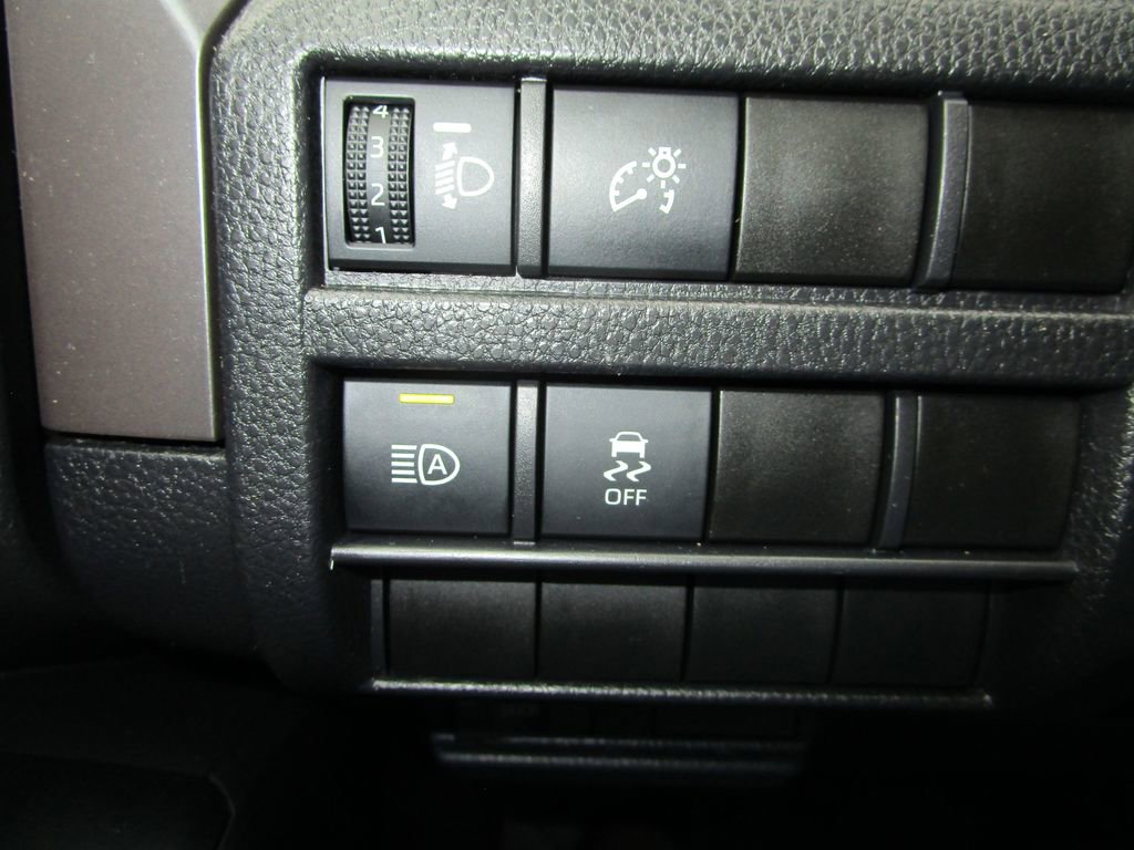 Used 2024 Toyota Tacoma SR5 image 31