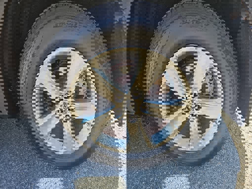 Used 2015 Toyota RAV4 XLE w/ Outdoor Package image 11