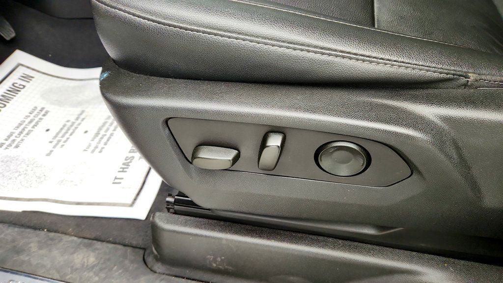 Used 2023 Chevrolet Tahoe Z71 AWD/4WD image 12