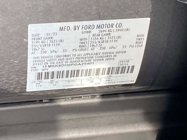 Used 2023 Ford Explorer XLT w/ Equipment Group 202A AWD/4WD image 22