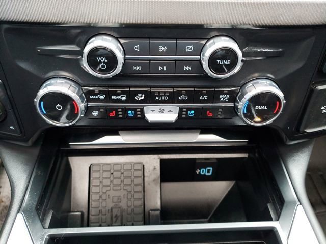 Used 2024 Ford F350 Platinum image 25