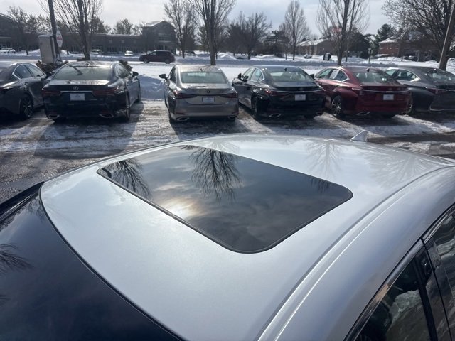 Used 2023 Lexus ES 350 350 image 10