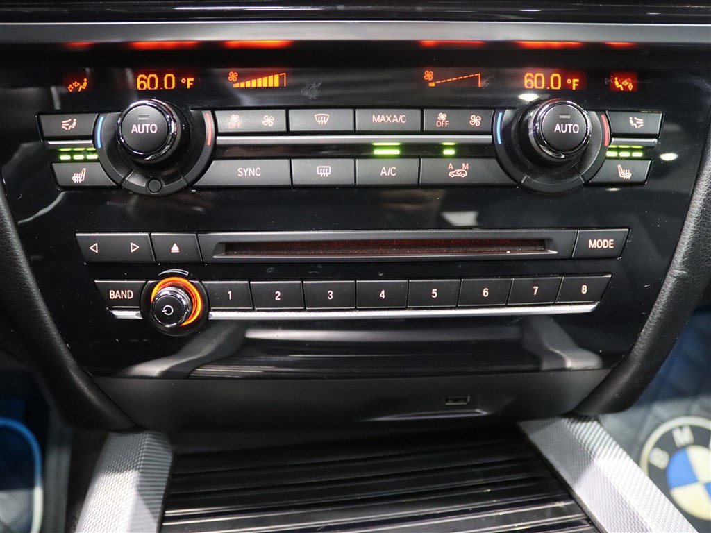 Used 2017 BMW X5 xDrive50i AWD/4WD image 39