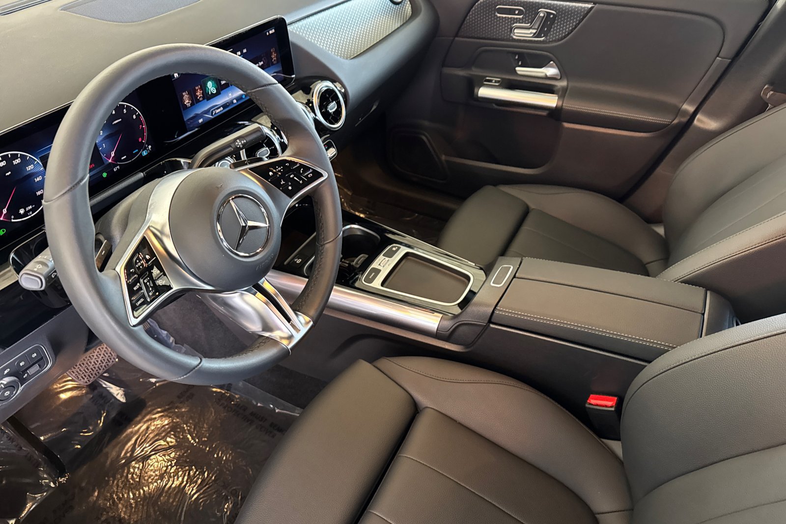 Used 2026 Mercedes-Benz GLA 250 4MATIC image 10