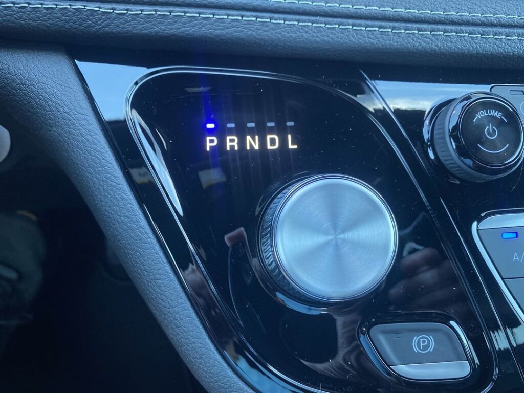 New 2026 Chrysler Pacifica Select image 20