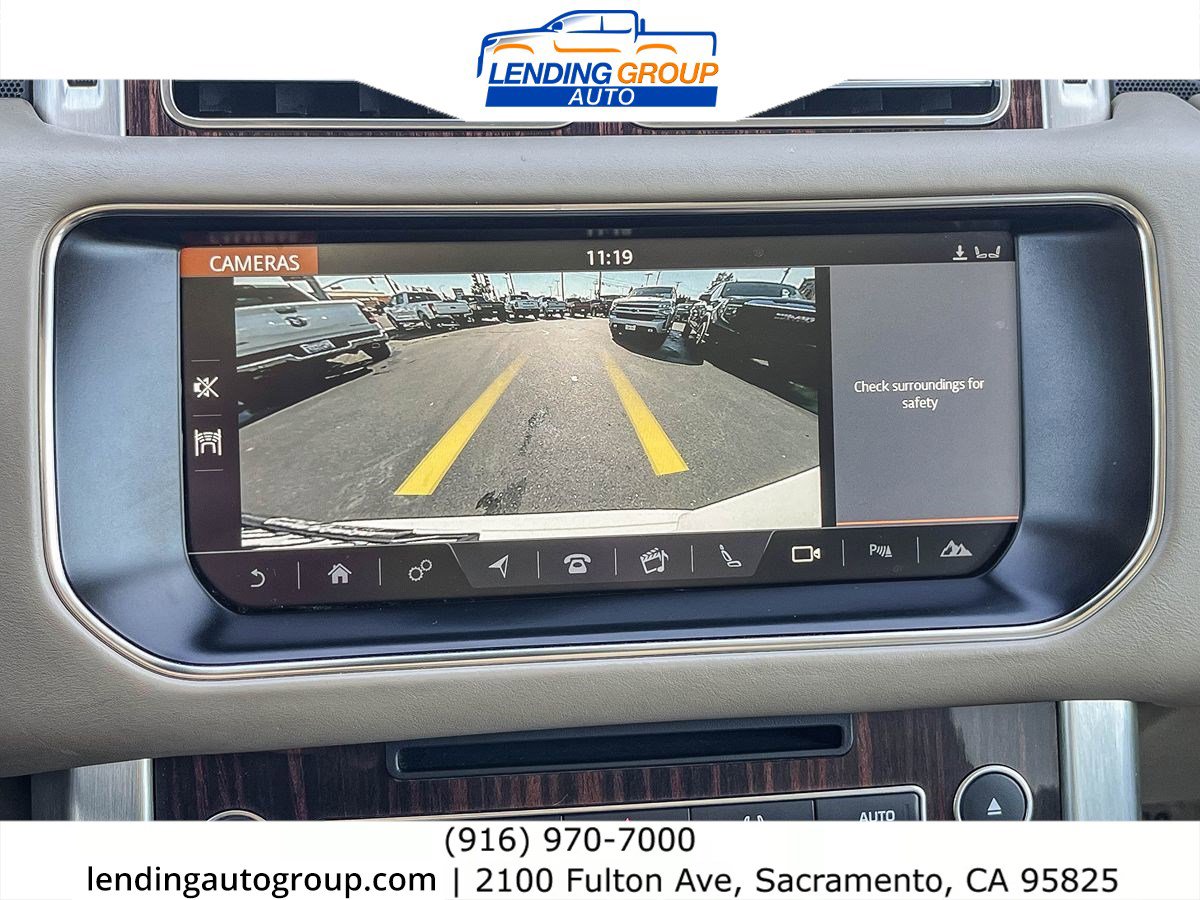 Used 2017 Land Rover Range Rover HSE image 23