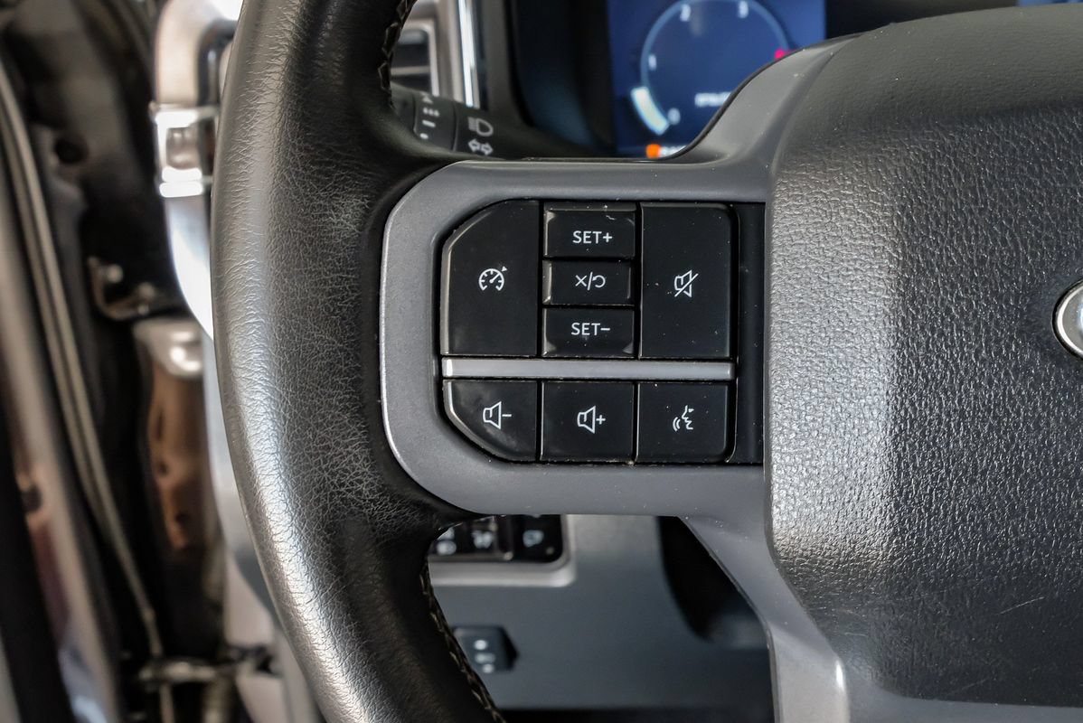Used 2025 Ford F250 Lariat w/ Chrome Package AWD/4WD image 17