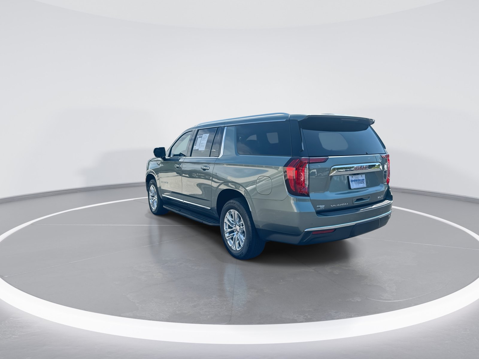 Used 2024 GMC Yukon XL SLT RWD image 7