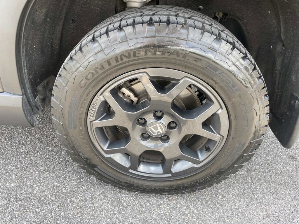 Used 2025 Honda Pilot TrailSport image 10