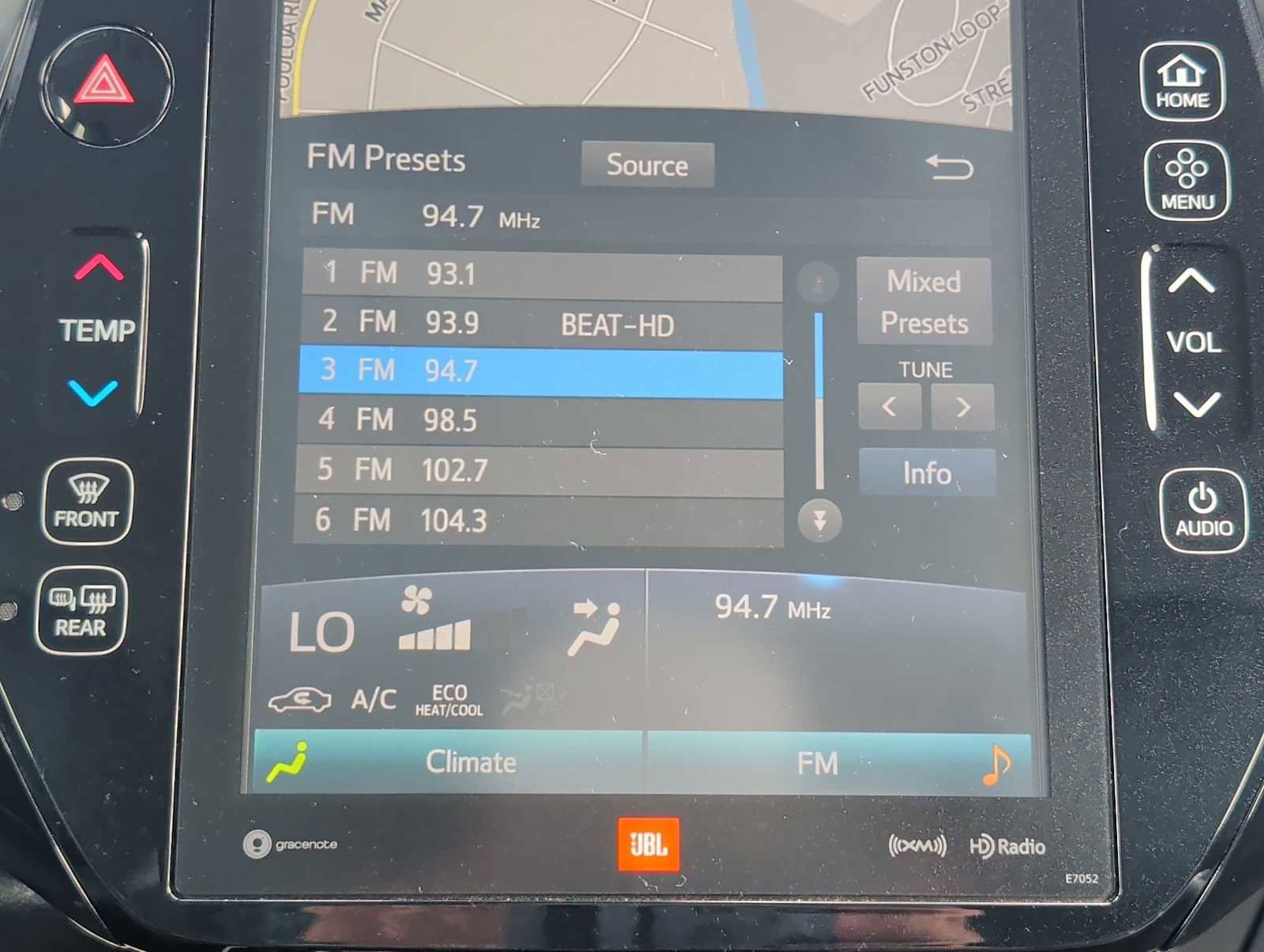 Used 2017 Toyota Prius Prime Advanced image 13