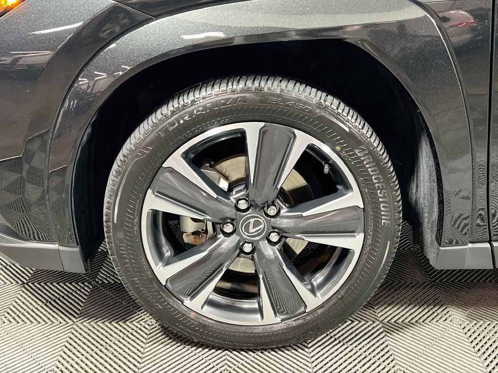 Used 2025 Lexus UX 300h AWD w/ Cold Area Package image 29