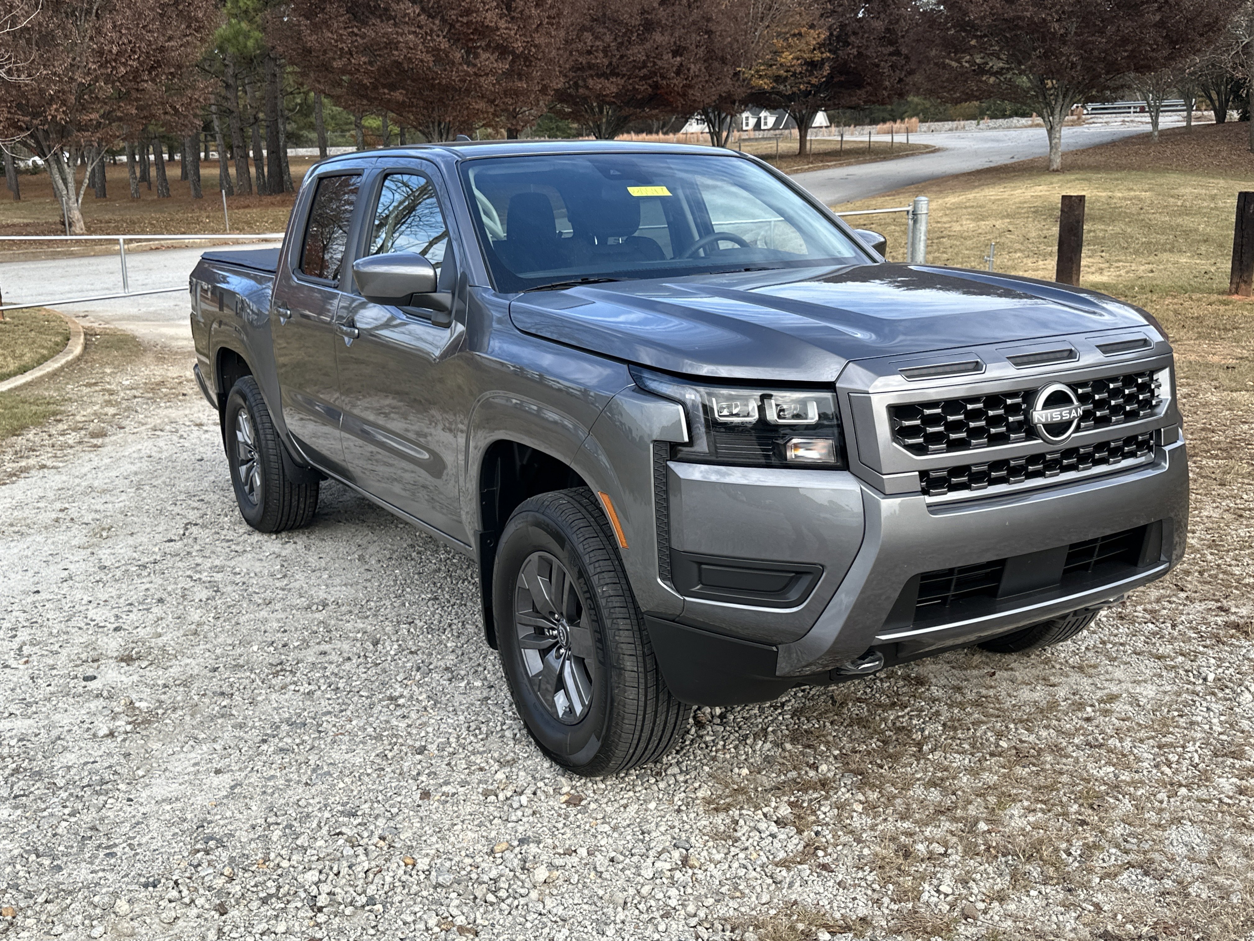 Used 2026 Nissan Frontier SV w/ SV Convenience Package image 3