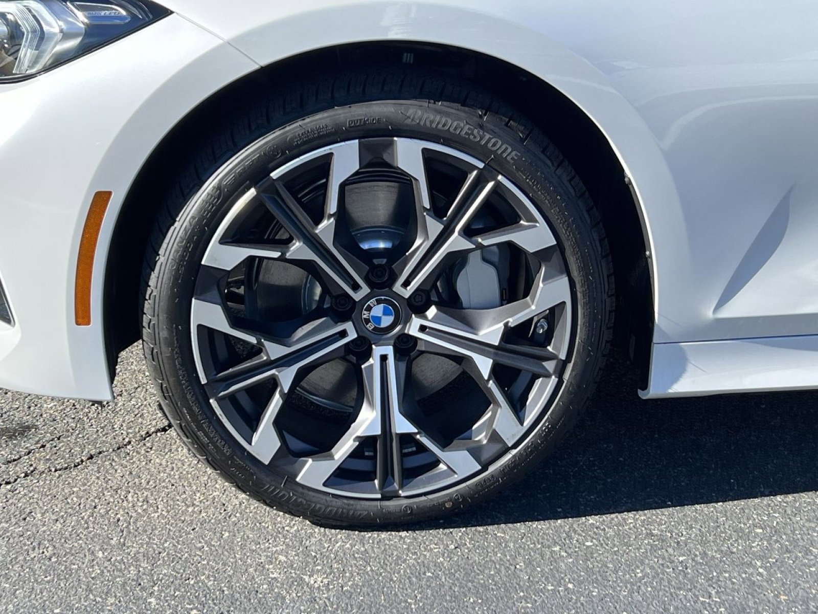 New 2026 BMW 330i xDrive Sedan w/ Convenience Package image 9