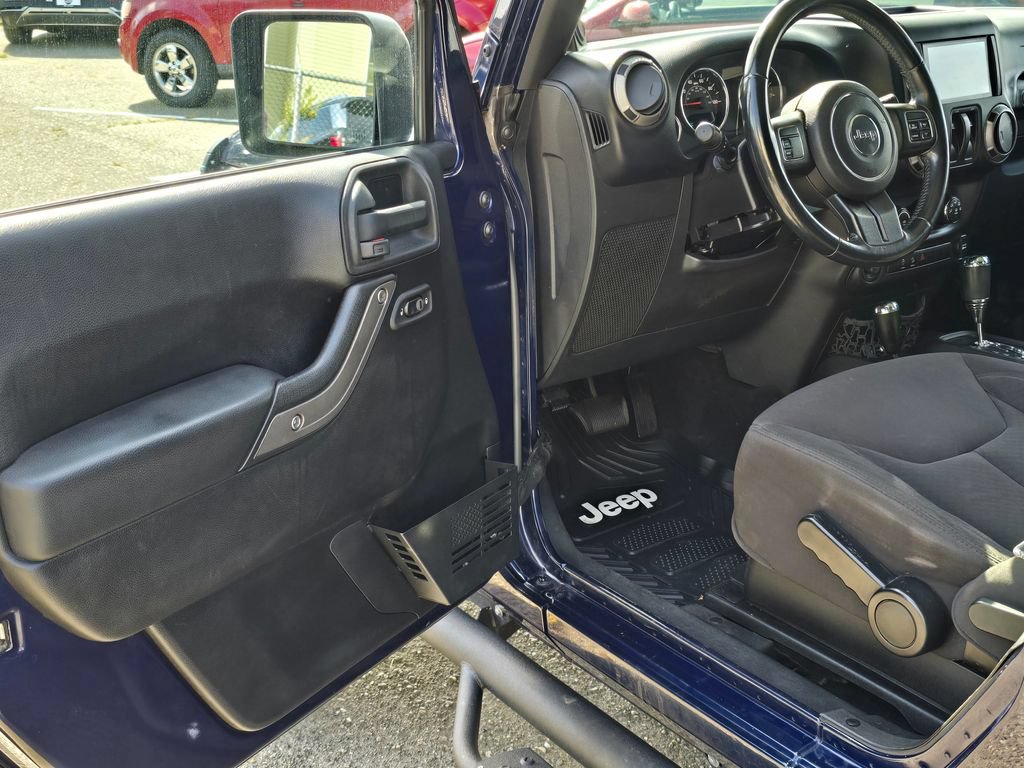 Used 2013 Jeep Wrangler Sport AWD/4WD image 17