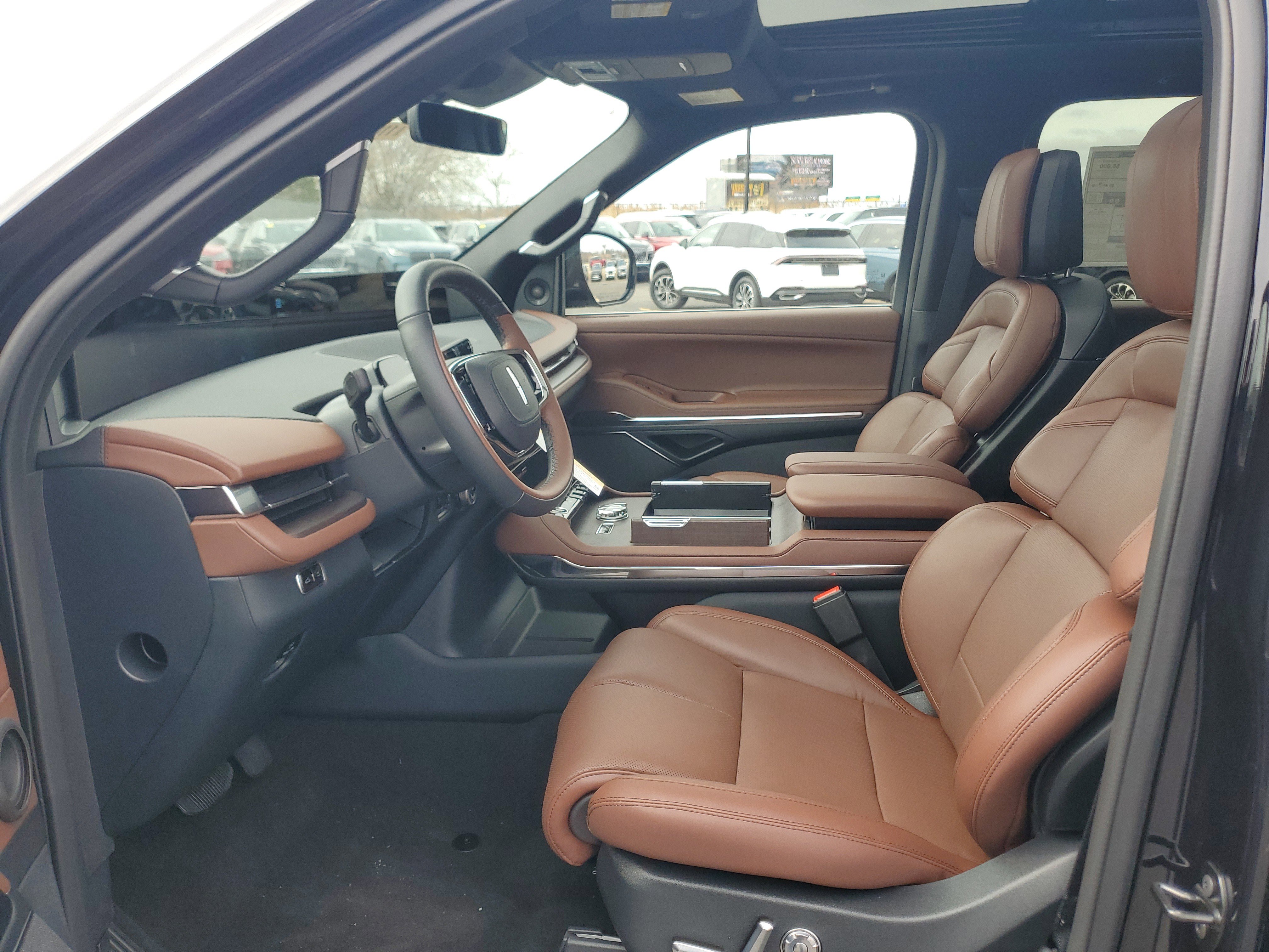 New 2026 Lincoln Navigator Reserve image 12