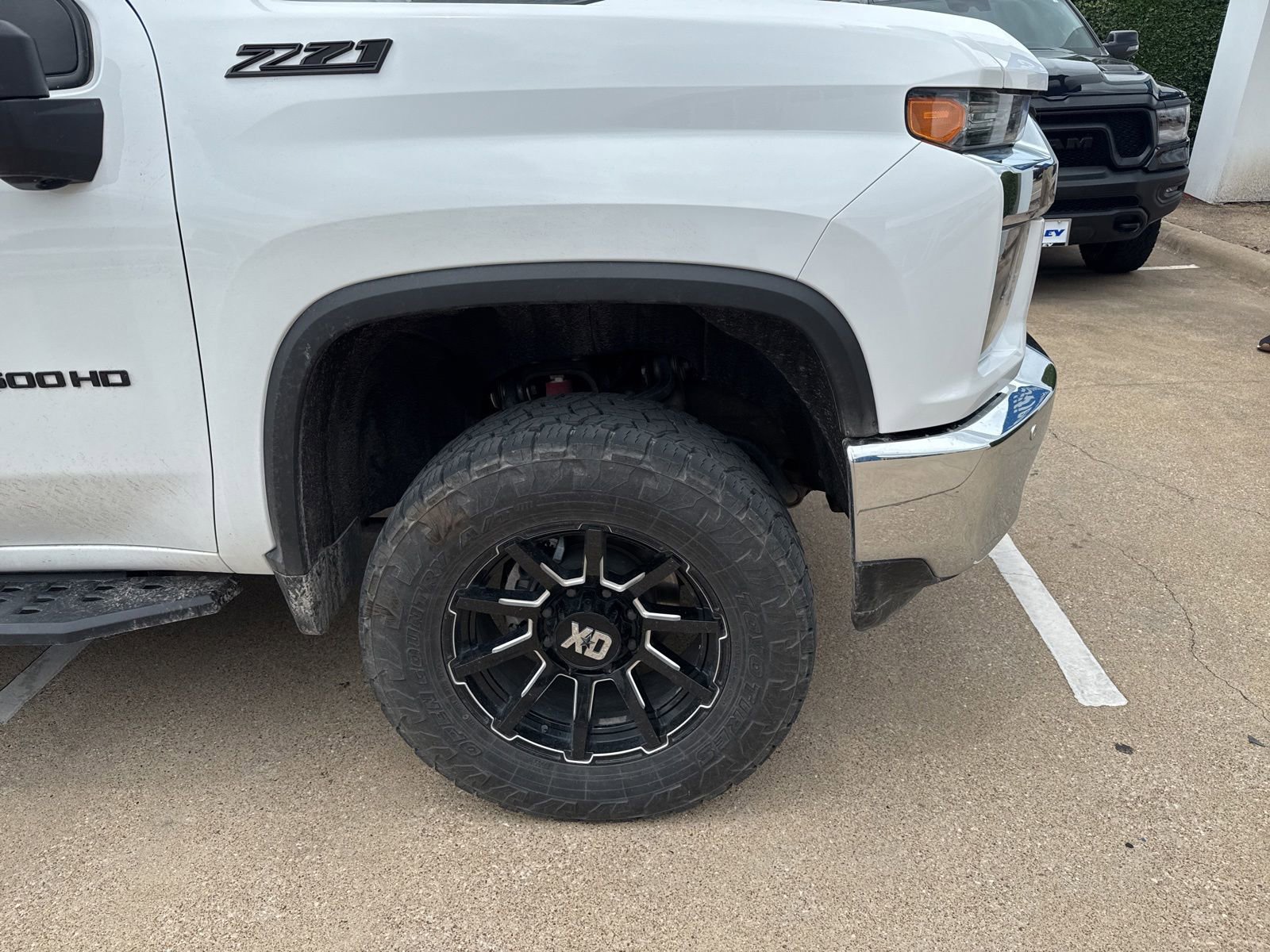 Used 2022 Chevrolet Silverado 2500 LT w/ All Star Edition AWD/4WD image 4