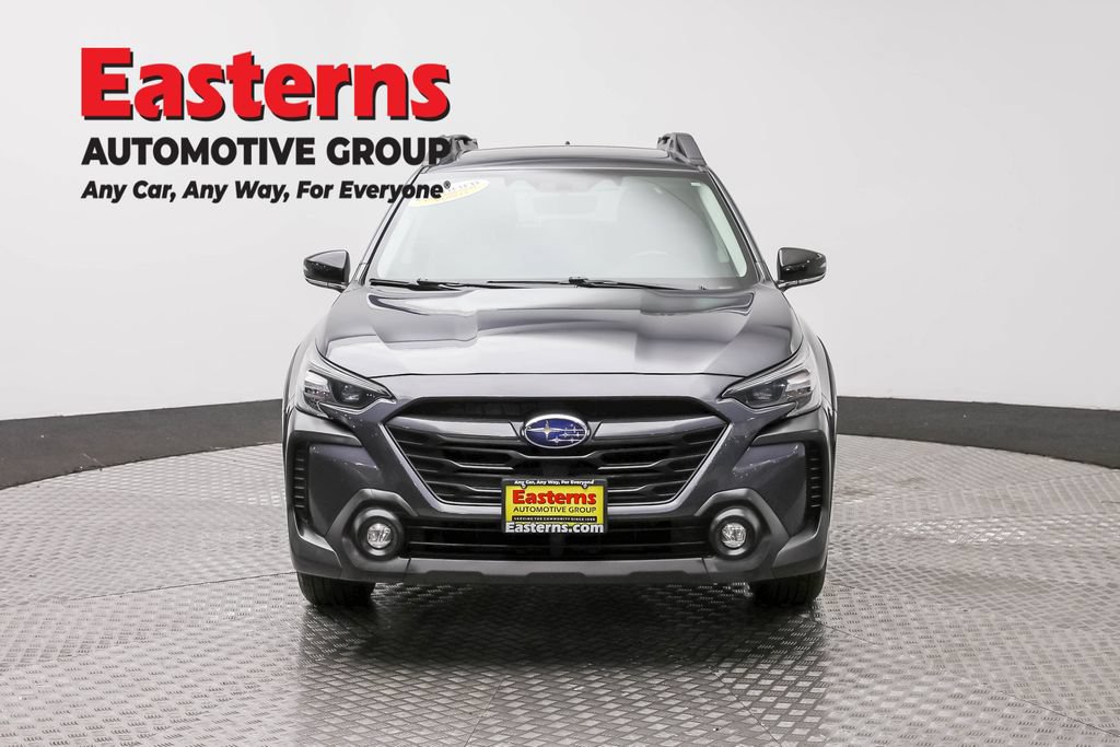 Used 2023 Subaru Outback Limited AWD/4WD image 3