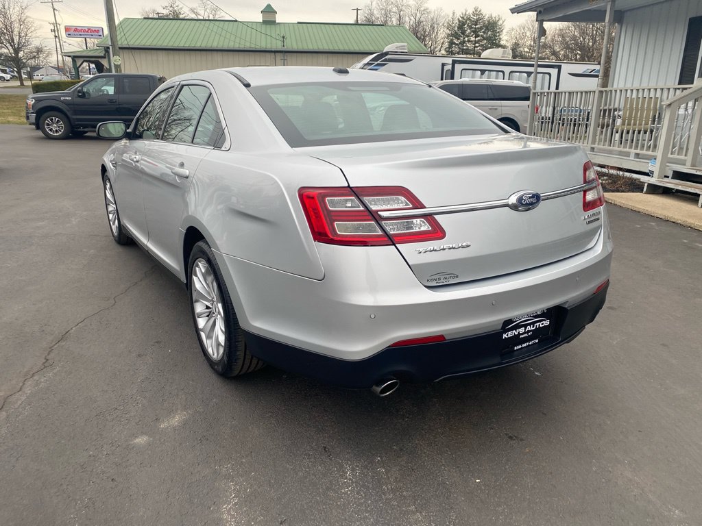 Used 2018 Ford Taurus Limited FWD image 7