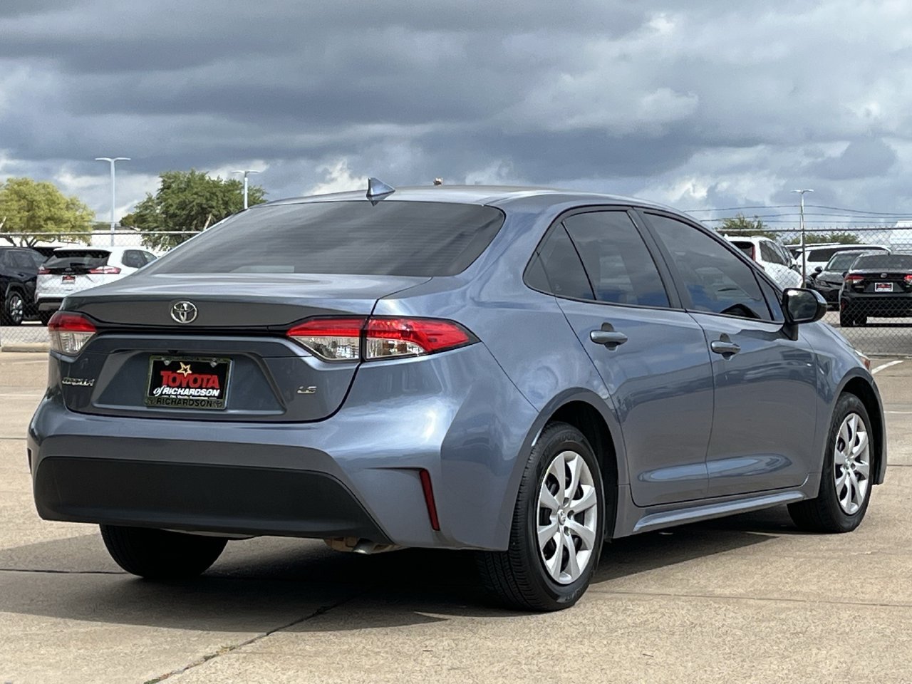Used 2024 Toyota Corolla LE FWD image 4