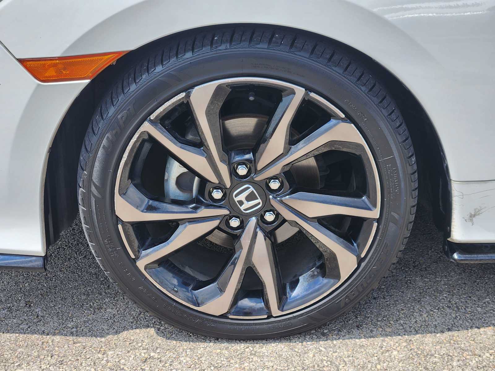 Used 2019 Honda Civic Sport Touring image 9
