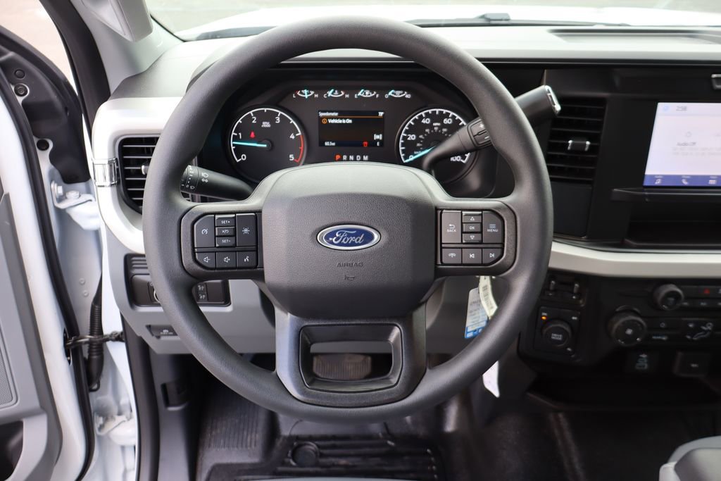 New 2026 Ford F550 4x4 Supercab Super Duty image 24