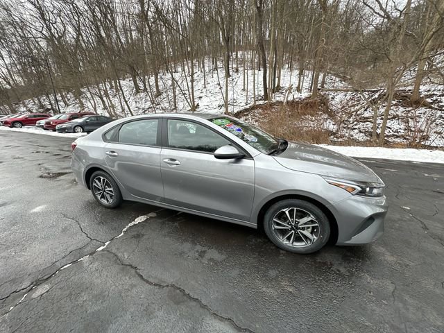 Used 2024 Kia Forte LXS image 11