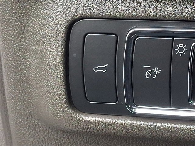 Used 2022 Lincoln Corsair Reserve w/ Equipment Group 201A image 28