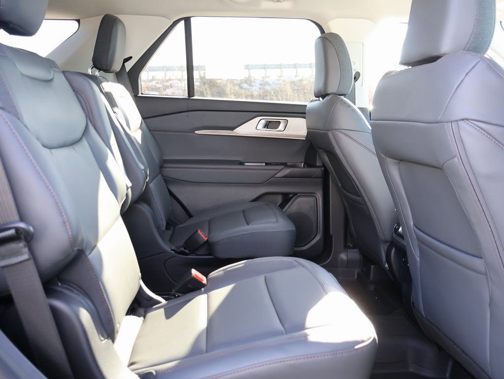 New 2026 Ford Explorer Active w/ Active Comfort Package image 13