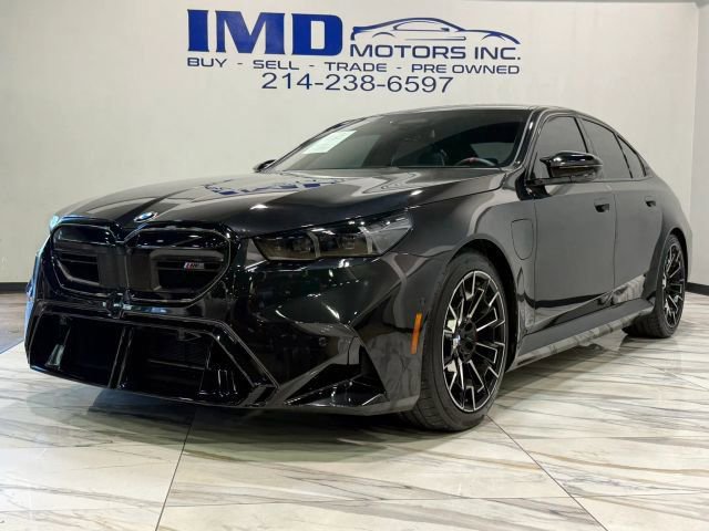 Used 2025 BMW M5 w/ Executive Package image 2