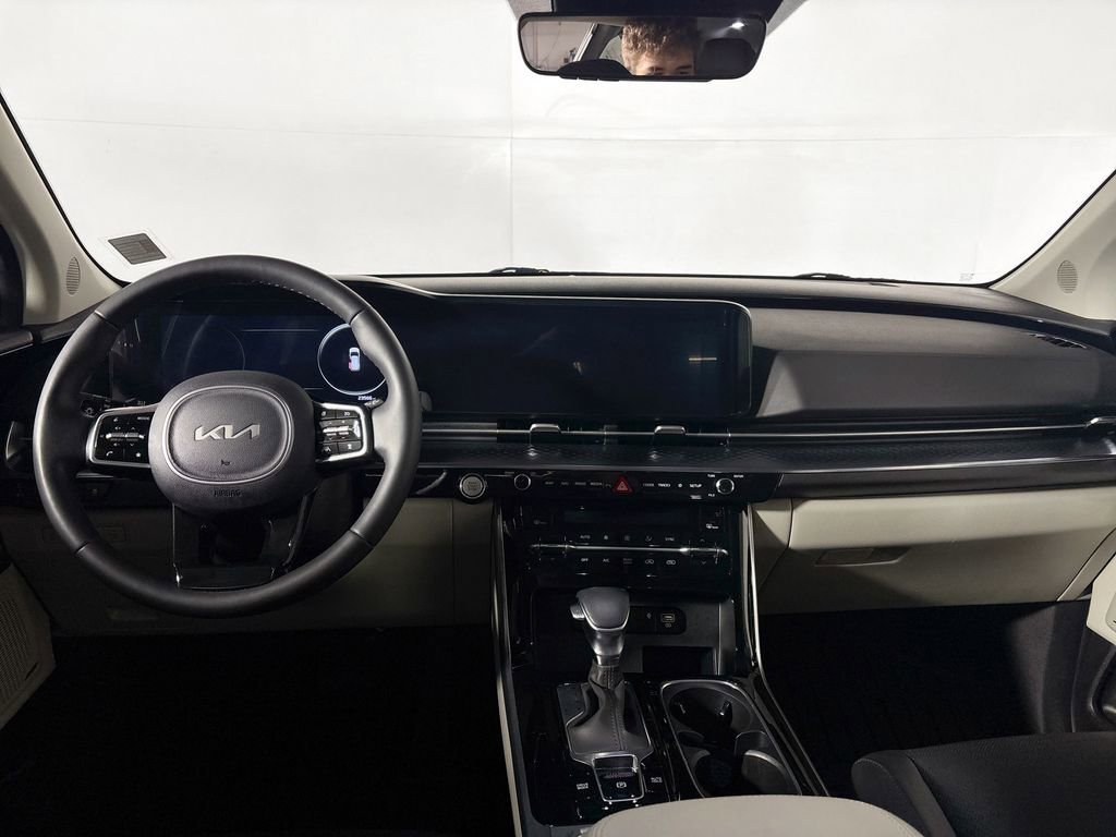 Certified 2024 Kia Carnival SX Prestige image 13