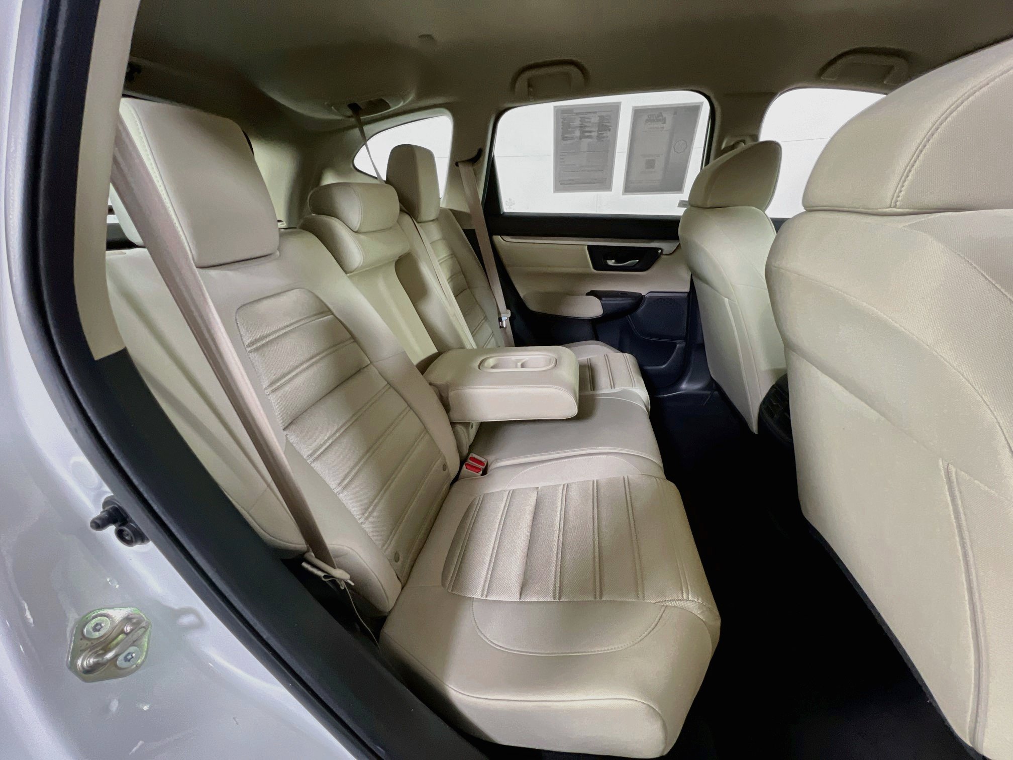 Used 2017 Honda CR-V LX image 24