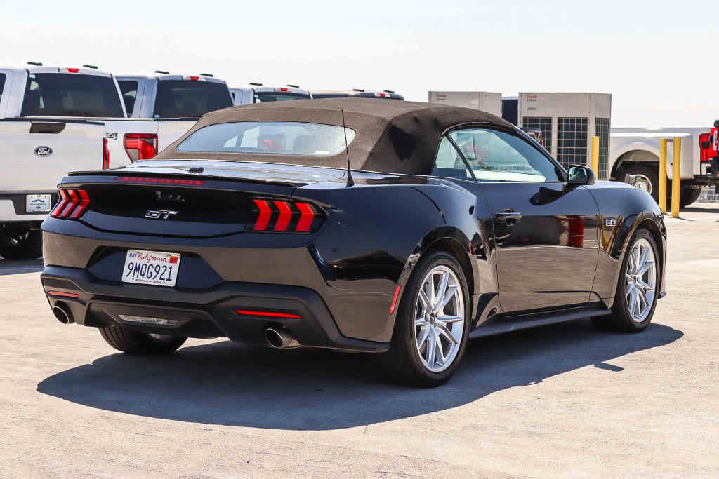Used 2024 Ford Mustang GT Premium RWD image 4