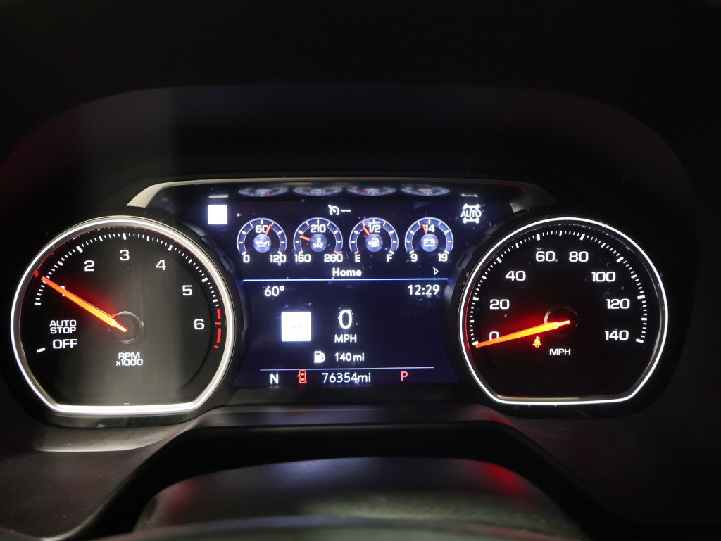 Used 2021 Chevrolet Tahoe Z71 w/ Z71 Off-Road Package AWD/4WD image 38