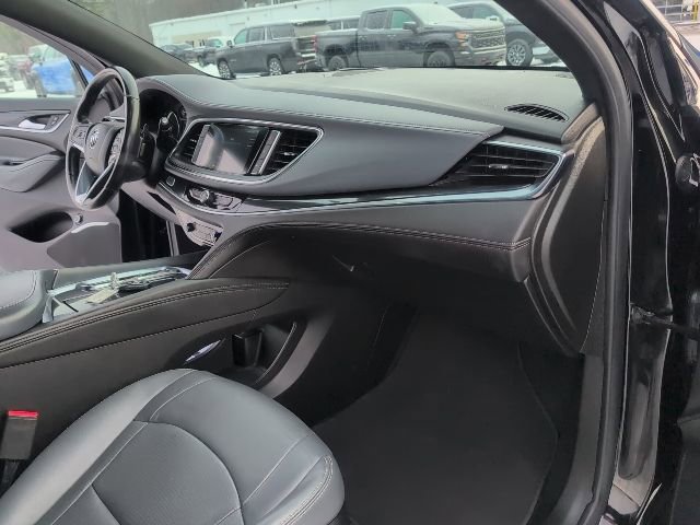 Used 2023 Buick Enclave Essence AWD/4WD image 44