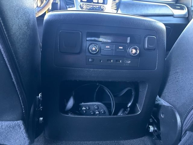 Used 2018 Chevrolet Tahoe LT AWD/4WD image 38