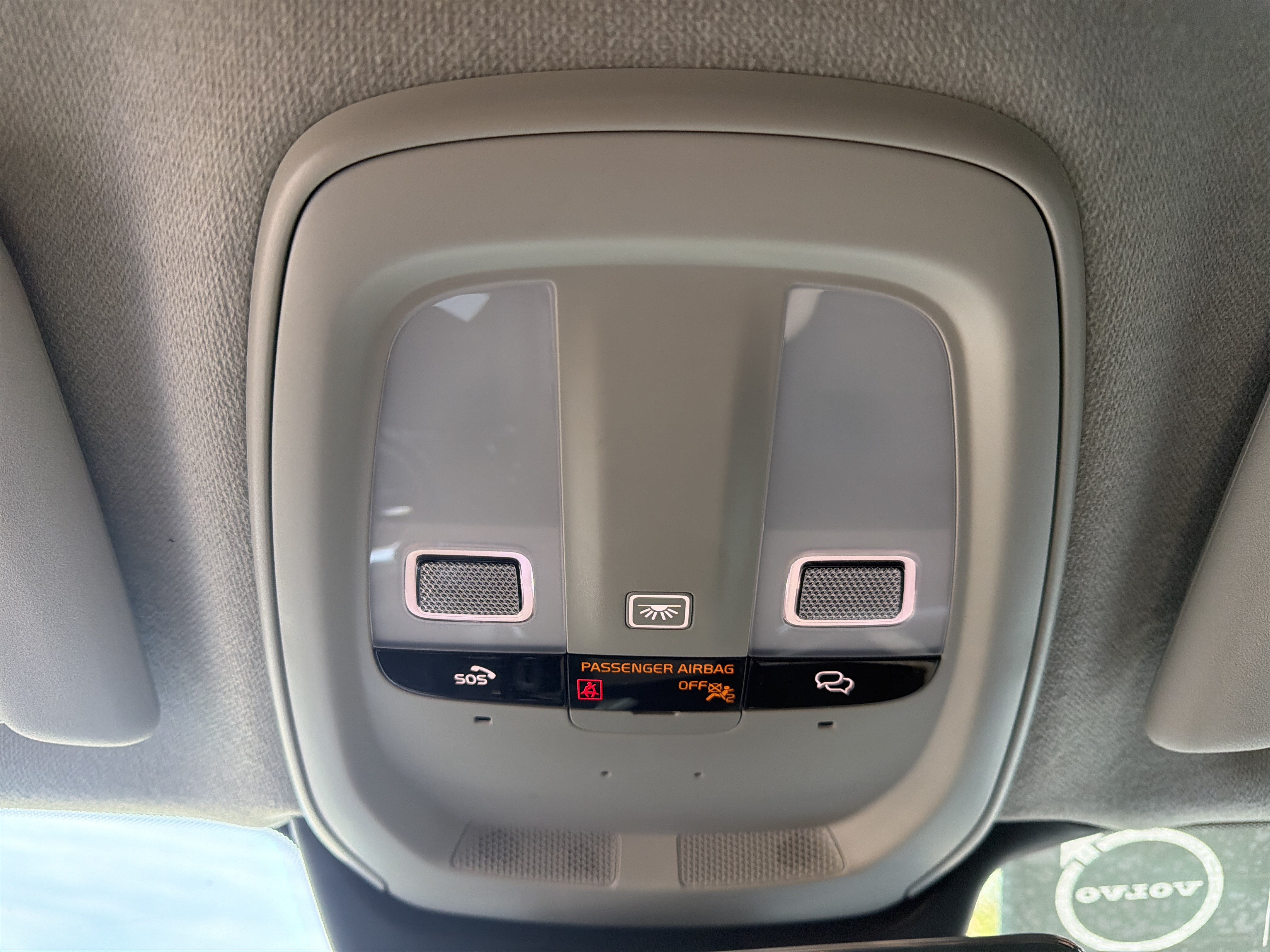 Certified 2026 Volvo XC40 B4 Core FWD image 42